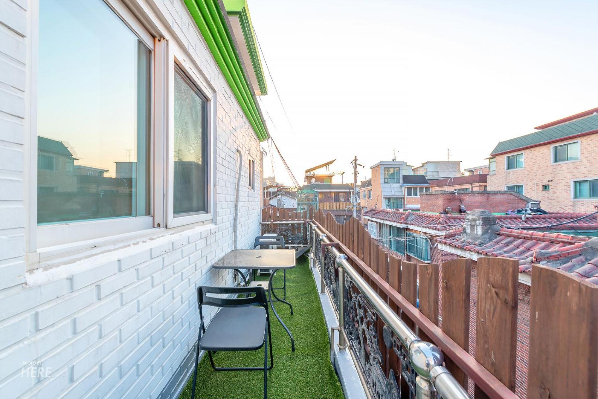 Seeu House Hongdae Seoul Room photo